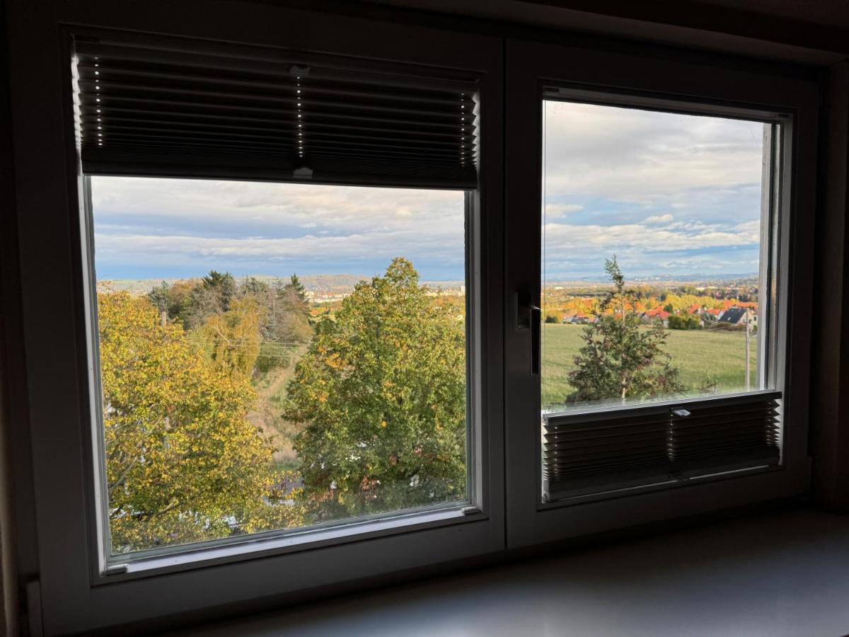 205 Qm "Traumtor" Mit Sauna, Whirlpool, Kamin Und 3 Terrassen Mit Blick In Die Boehmisch Saechsische Schweiz Δρέσδη Εξωτερικό φωτογραφία